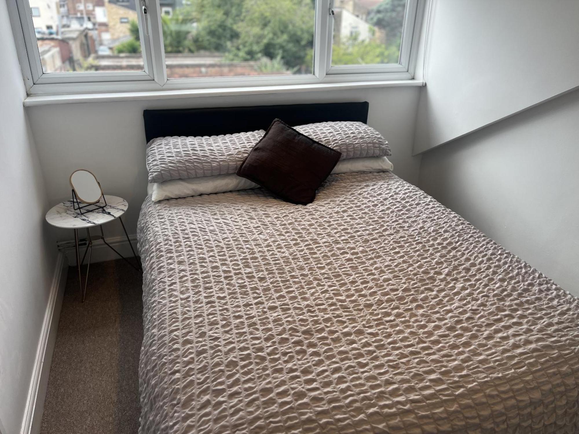City Reach Retreat Spacious 4Bed House Startford Maryland Great Transport Links Лондон Екстериор снимка