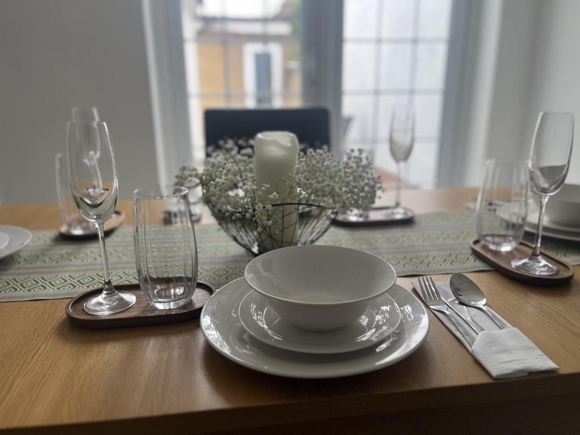 City Reach Retreat Spacious 4Bed House Startford Maryland Great Transport Links Лондон Екстериор снимка
