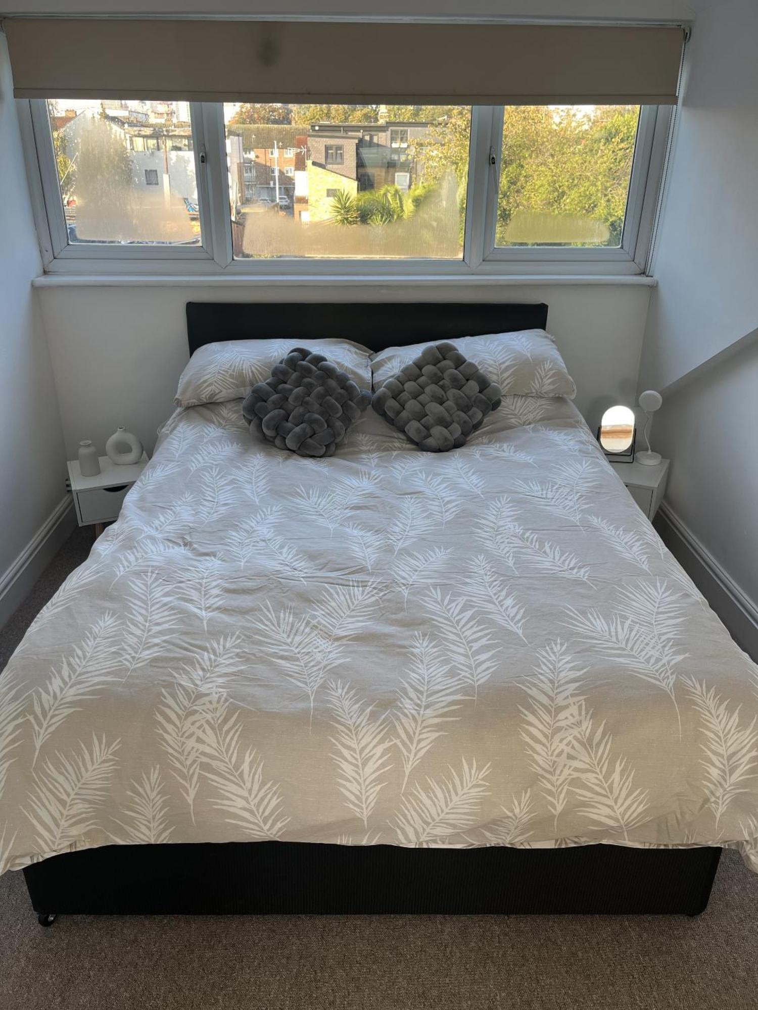 City Reach Retreat Spacious 4Bed House Startford Maryland Great Transport Links Лондон Стая снимка